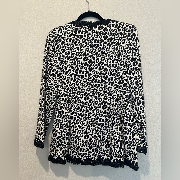 VTG 80s 2 Piece Suit Blazer Jacket Skirt Black White Leopard Print Sequin Trim 6 - Picture 7 of 13